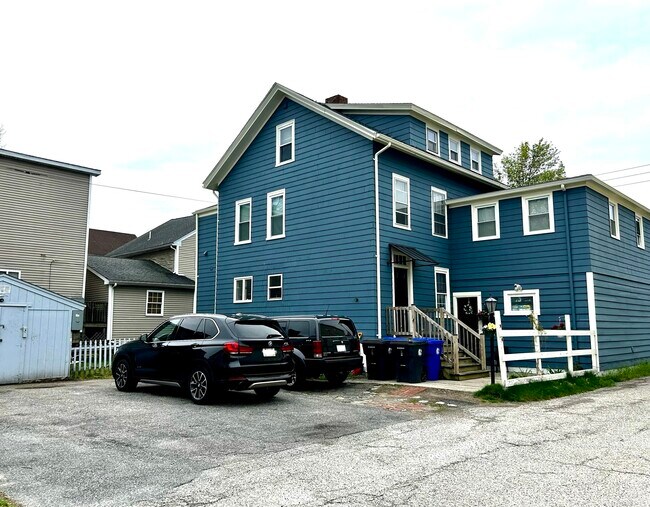 Foto del edificio - 146 Main St