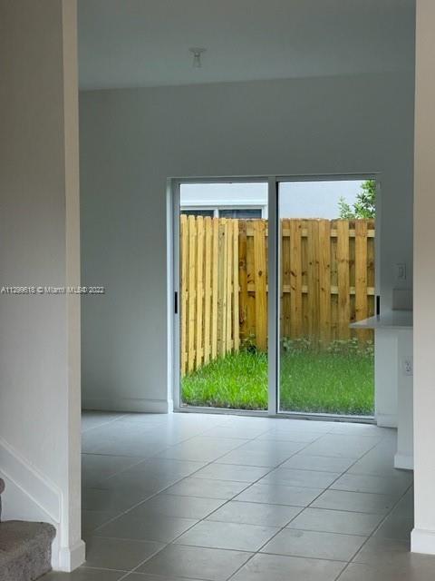 Foto del edificio - 2638 SE 10th St