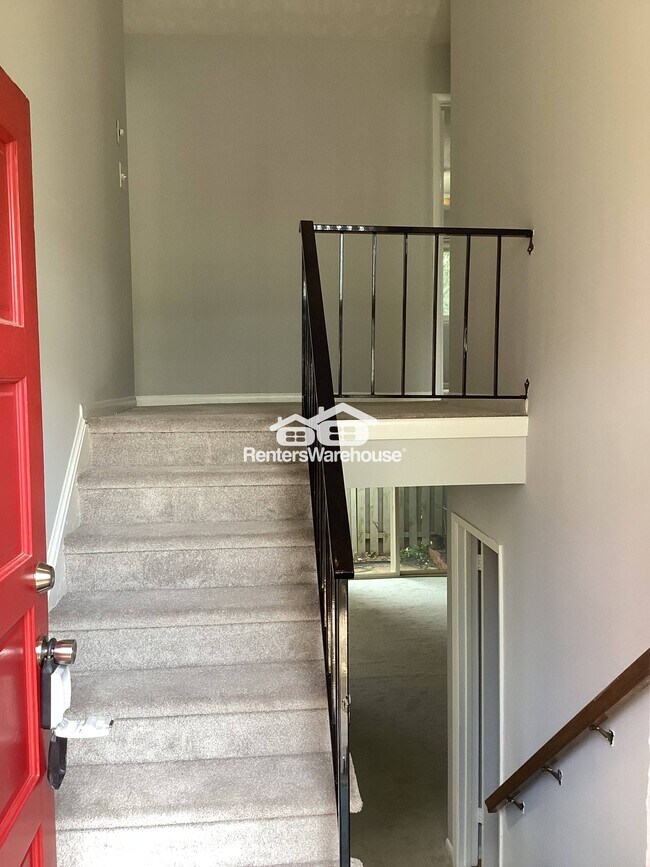 Foto del edificio - 3338 Northcrest Rd