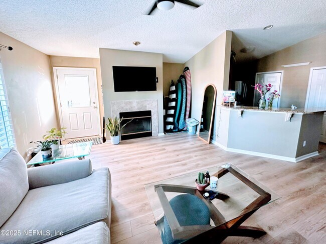 Foto del edificio - 197 Jardin De Mer Pl