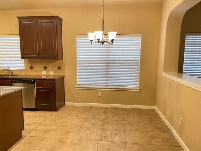 Building Photo - 3918 Bowstring Bend