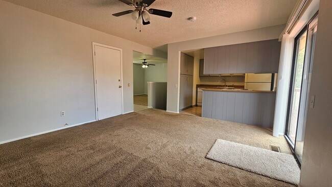 Building Photo - 8873 W 86th Dr