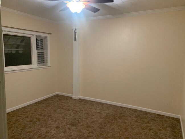 Bedroom - 104 Adams Ave