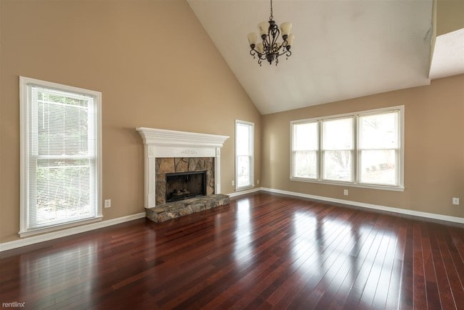 Building Photo - 1005 Wellers Ct