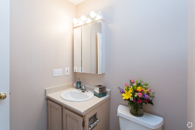 Foto del interior - Old Towne Village