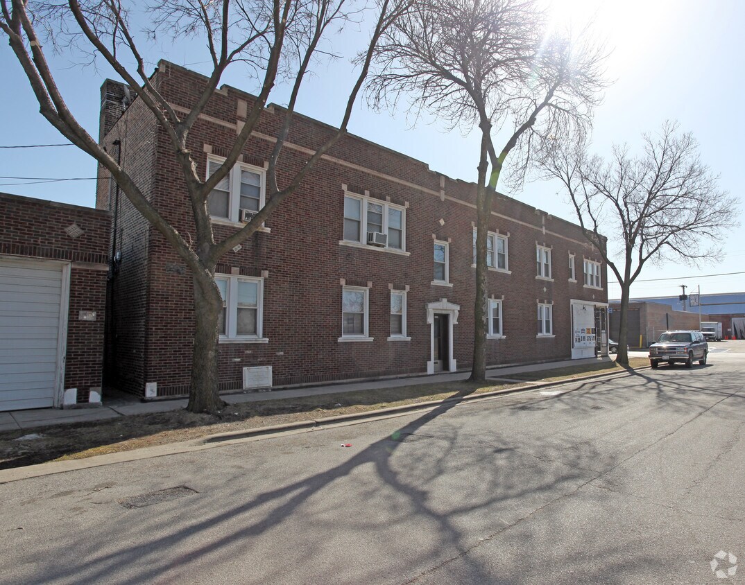 2326 W 59th St, Chicago, IL 60636 Apartments in Chicago, IL