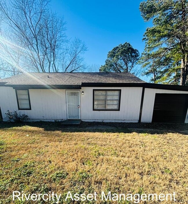 A MUST SEE FRAYSER!!!! SECTION 8 WELCOMED !!!! - A MUST SEE FRAYSER!!!! SECTION 8 WELCOMED !!!! House