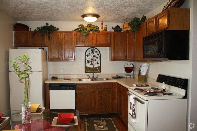 Cocina - Reserve at Eagle Landing (East)
