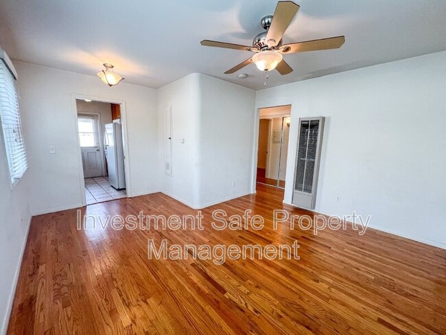 Building Photo - 522 Pepper Dr