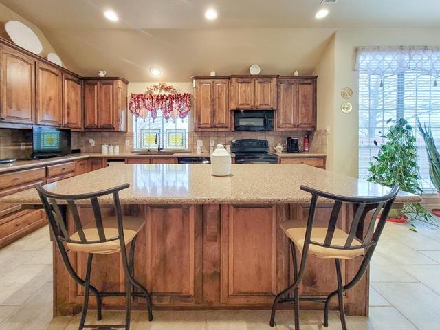 Foto del edificio - 317 Fox Hollow Blvd