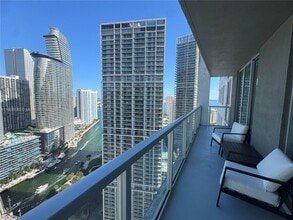 Building Photo - 500 Brickell Ave