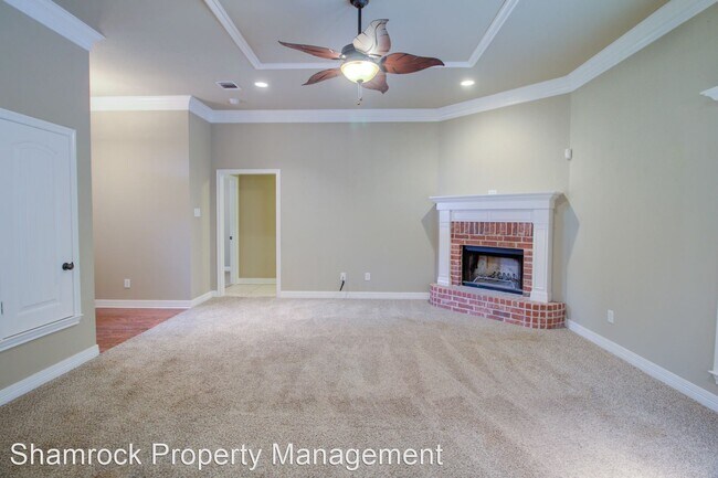 Building Photo - 3 br, 2 bath House - 10613 T Bury Lane