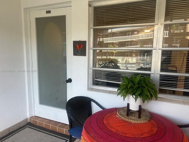 Foto del edificio - 181 NE 14th Ave