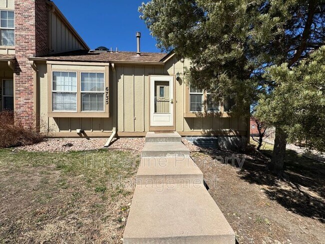 Photo - 6735 Overland Dr House