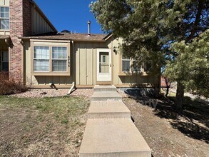 Building Photo - 6735 Overland Dr