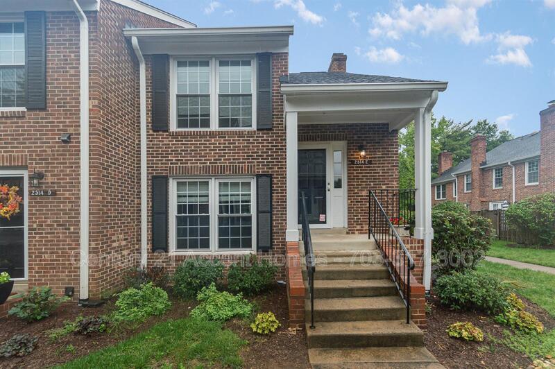 Primary Photo - 2514 S Arlington Mill Dr