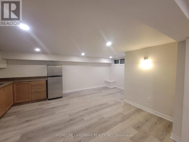 Building Photo - 307 Axminster Dr