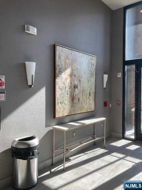 Foto del edificio - 461 Palisades Blvd