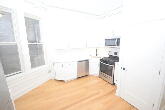 Foto del edificio - 1325 W 18th St