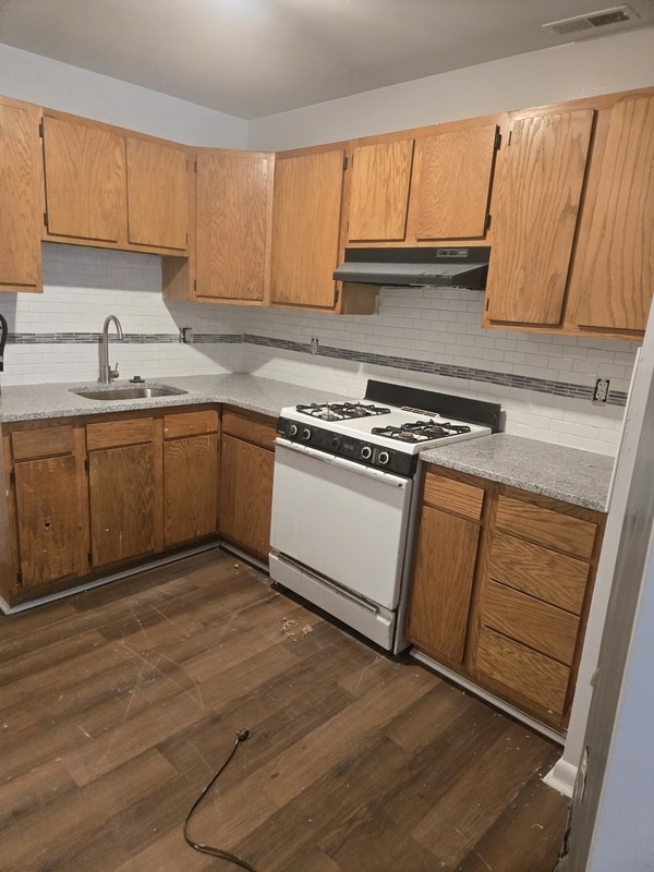 Building Photo - 4206 W Girard Ave