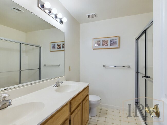 Foto del edificio - First Month Rent Free! - 3 Bedroom Home in...