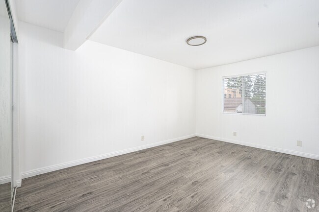 2 habitaciones, 1 baño - 675 pies cuadrados - Habitación principal - 1626 Palo Alto St