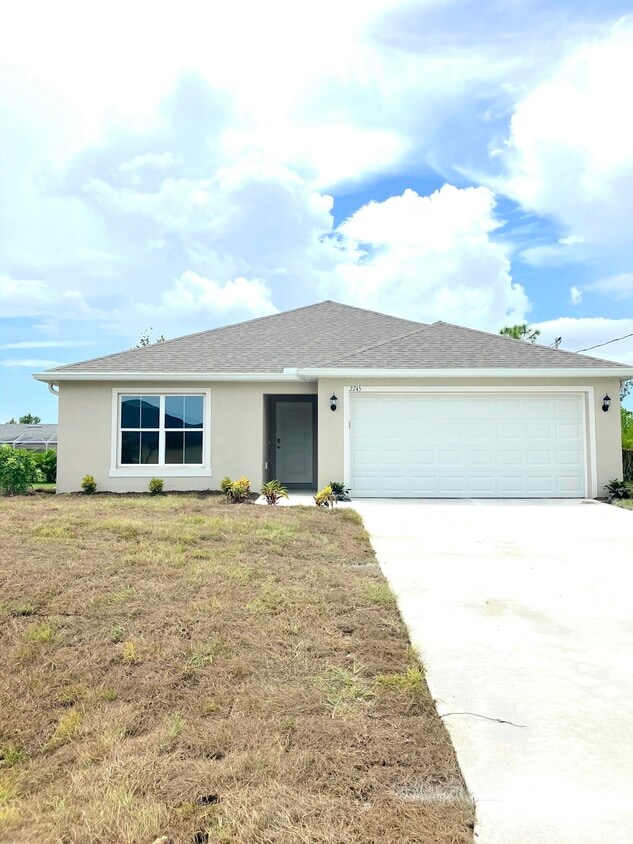 Foto principal - 2745 Coolidge Ave