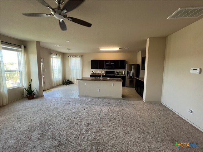 Foto del edificio - 1057 Clarkston Dr