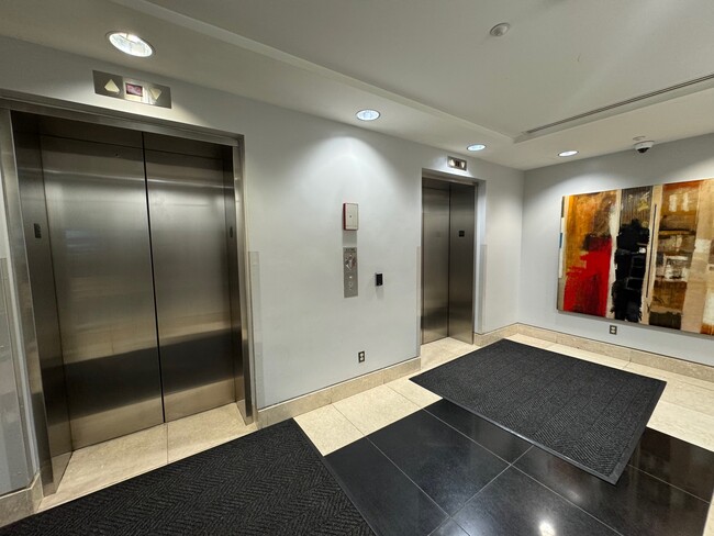 Foto del edificio - 1150 K St NW