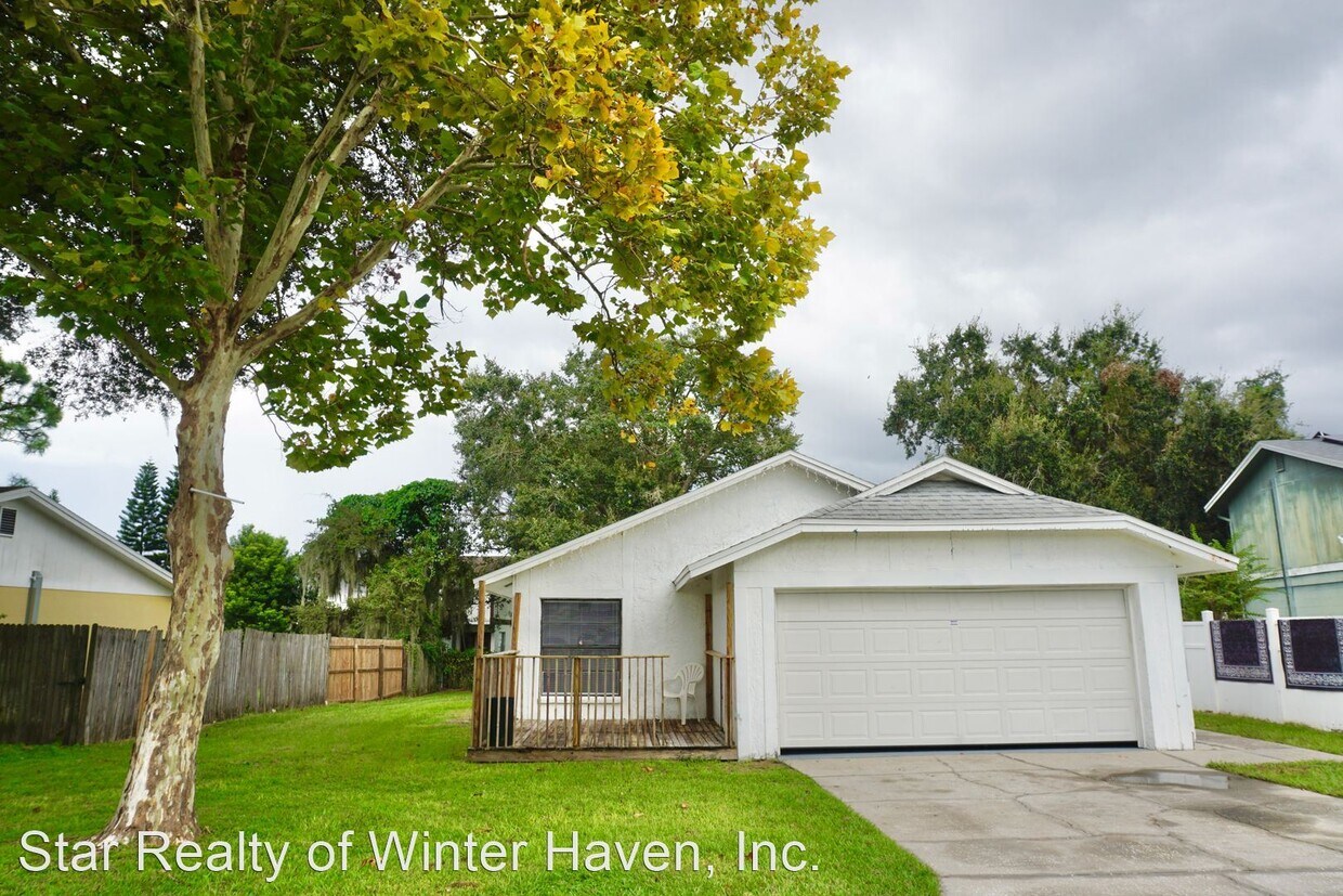 817 Whisper Lake Ct, Winter Haven, FL 33880 House Rental in Winter