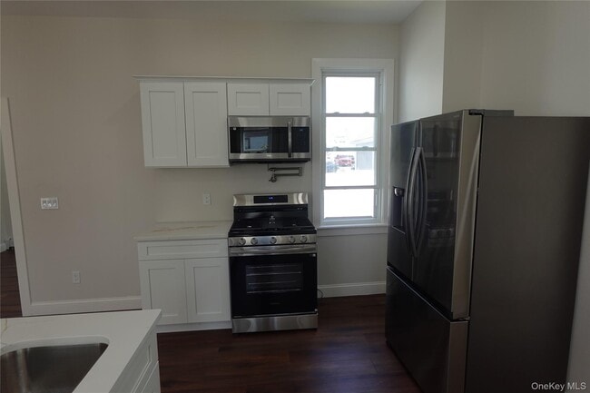 Building Photo - 47 Rich Ave