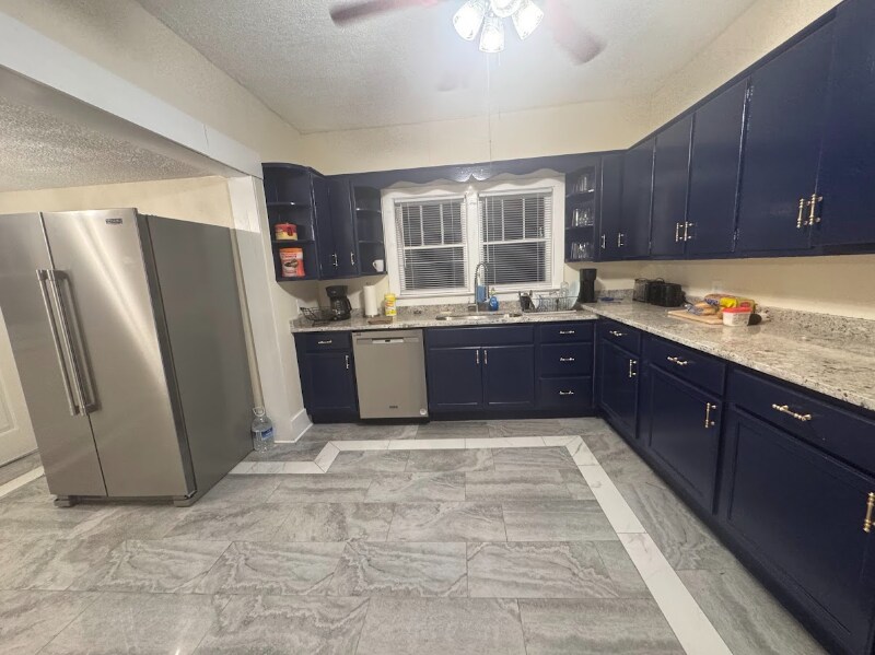 Foto principal - 1419 Windsor Ave