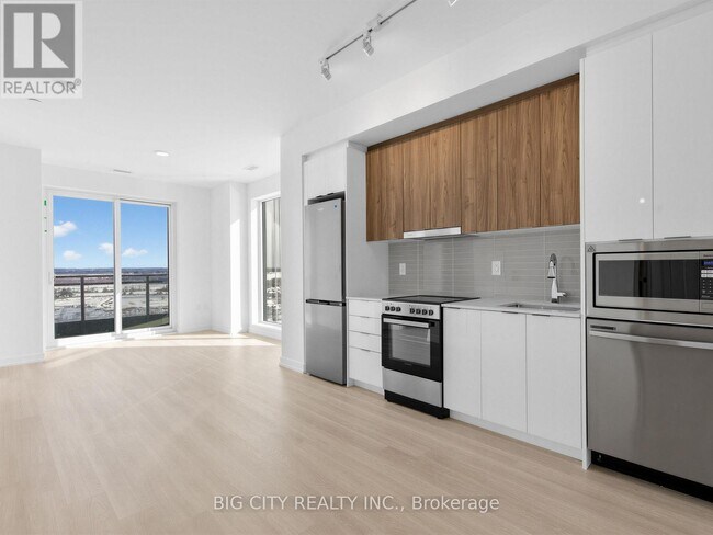 Photo du bâtiment - 9751 Markham Rd