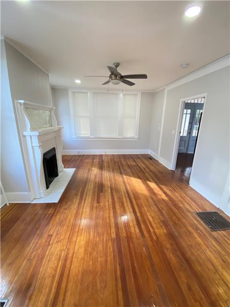 Foto del edificio - 538 E 37th St