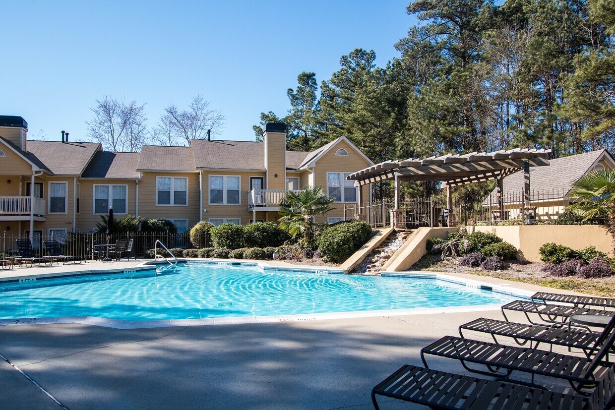 Creekside at White Oak Rentals in Newnan at 10 Lakeside Way Newnan, GA