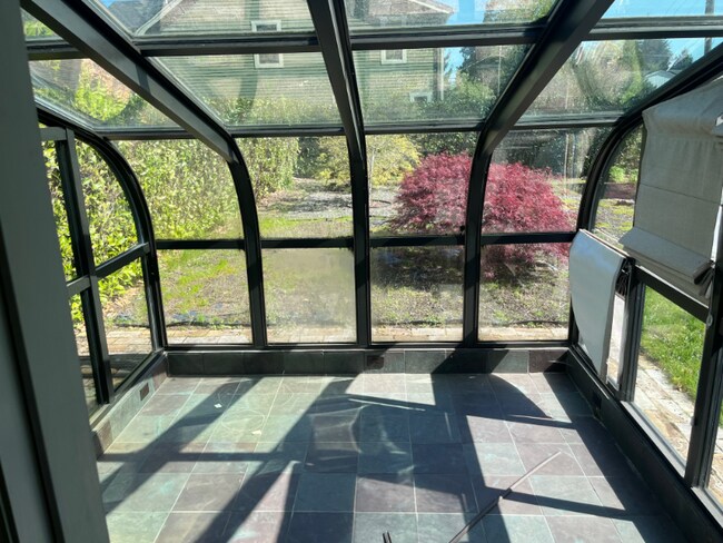 Foto del edificio - 4937 N Willamette Blvd