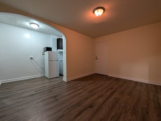 Foto del edificio - 5417 N Kenmore Ave
