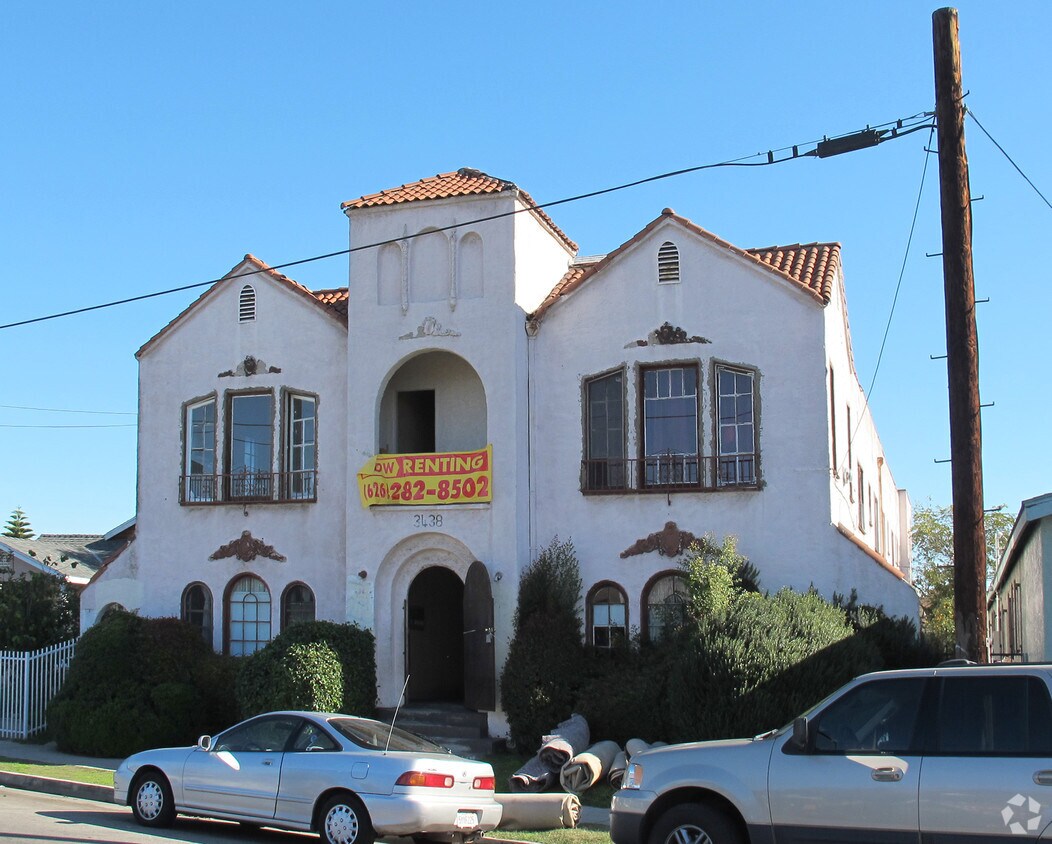 Primary Photo - 3438 McKinley Ave