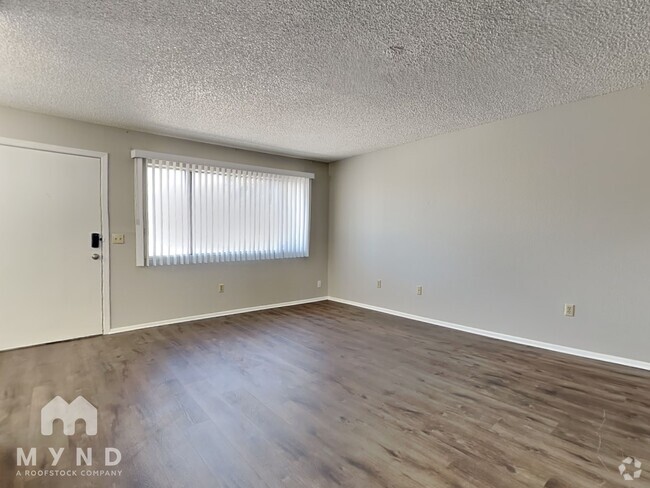 Building Photo - 8125 N 33rd Dr