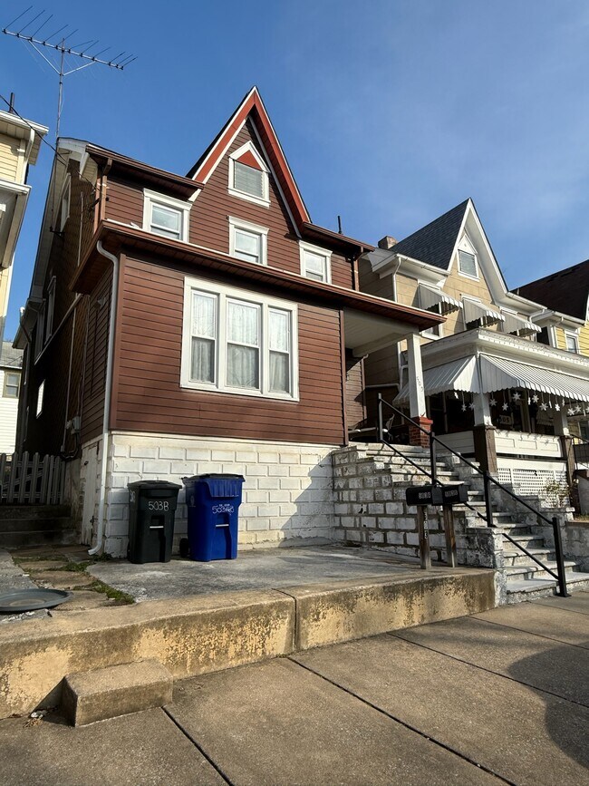 Foto del edificio - 503 E Potomac St