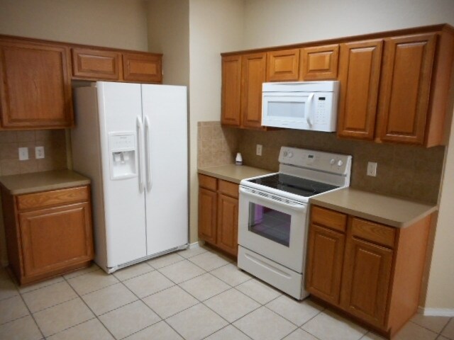 Building Photo - 1941 Wild Horse Way