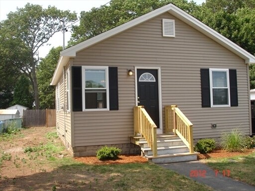 Building Photo - 337 Shears St
