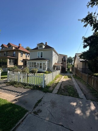 Building Photo - 2020 10th Ave