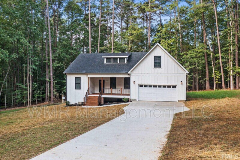 Primary Photo - 5819 Hideaway Dr