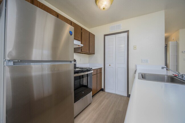 Foto del edificio - Brookshires Townhomes