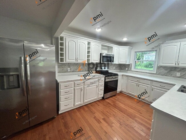 Building Photo - 8039 W 127th Ln