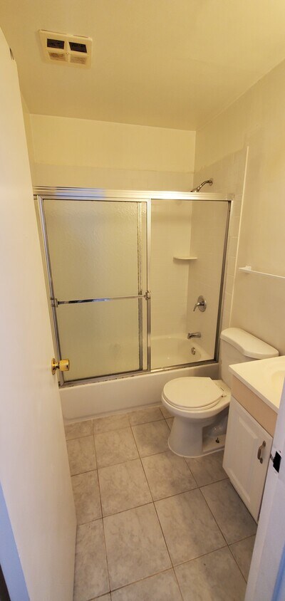 Primary Photo - 43 Mulock Pl