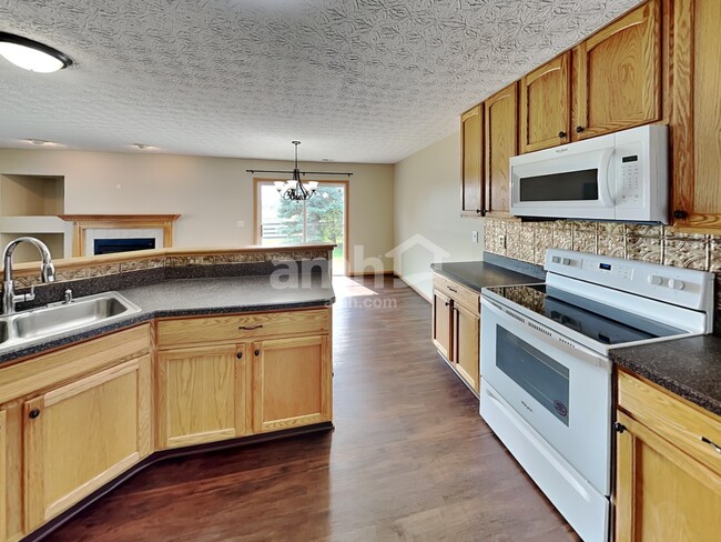 Building Photo - 2155 Ripple Rd