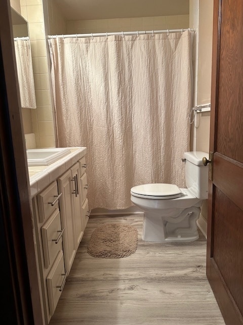 Bathroom - 4940 Cedar St