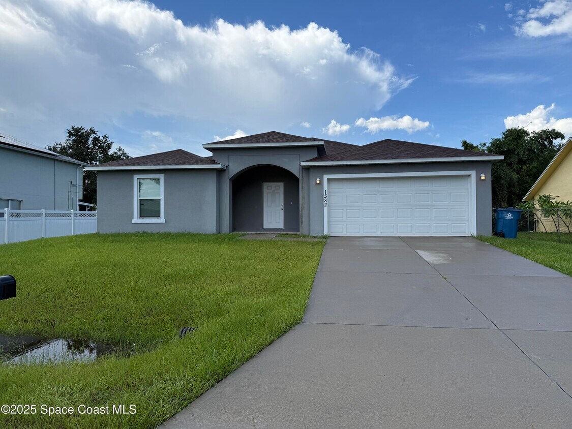 Primary Photo - 1382 Giralda Cir NW